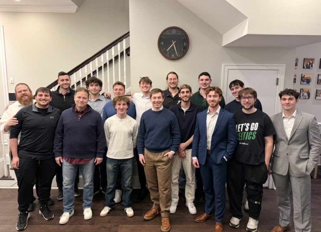 JHP Temple students with Jewish Business Network mentors at the spring kick-off event