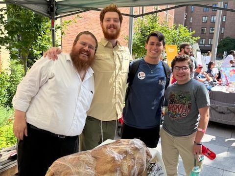 JHP Temple students at the TempleFest welcome fair table
